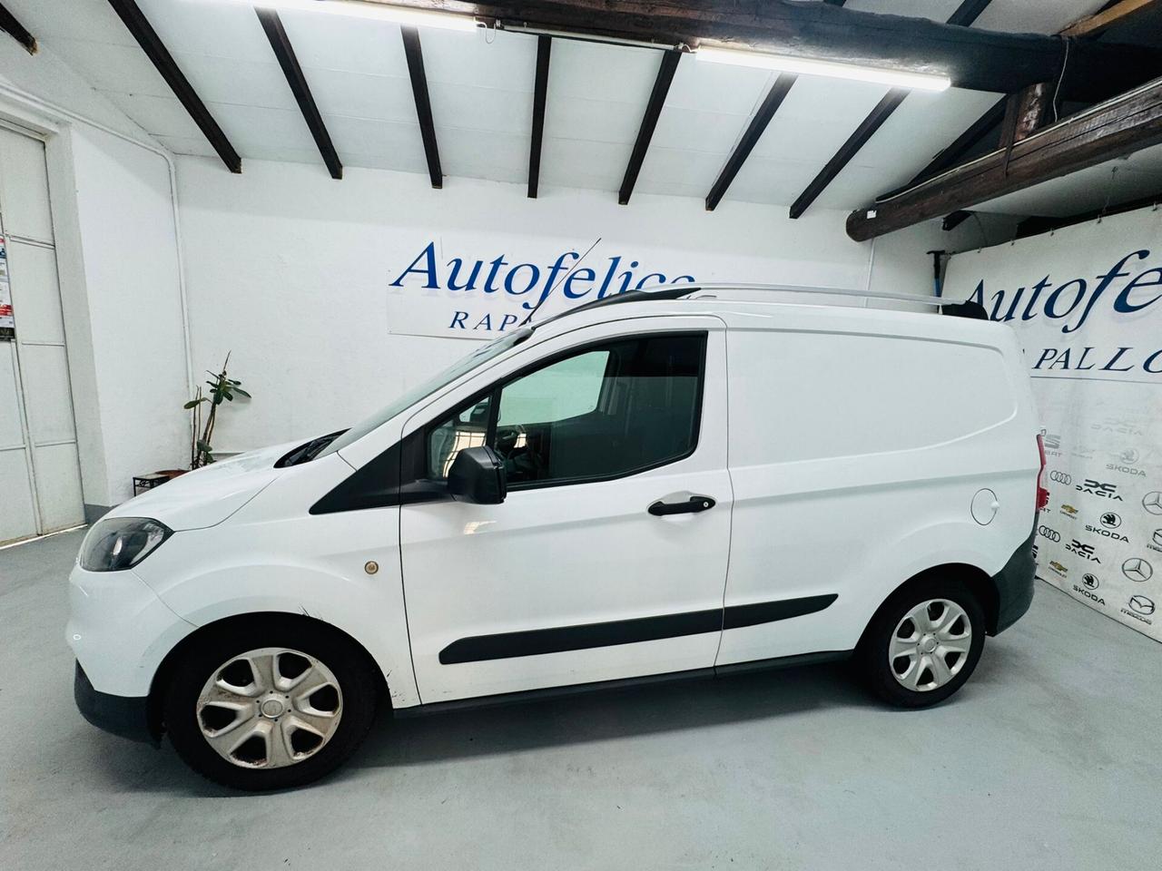 Ford transit courier 1,5 tdci anno 2020