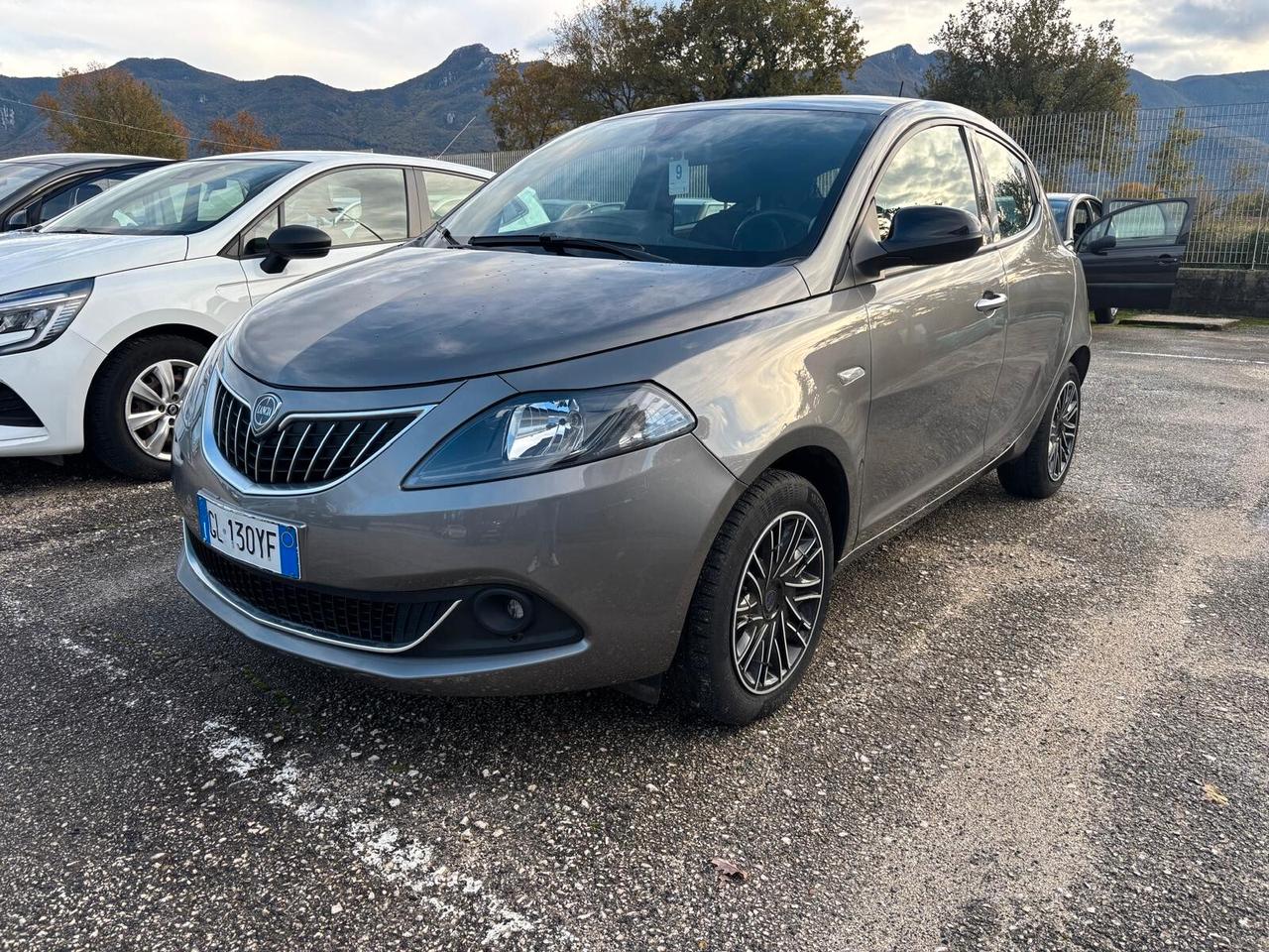 Lancia Ypsilon GOLD 1.0 Hybrid 5 porte - 2022