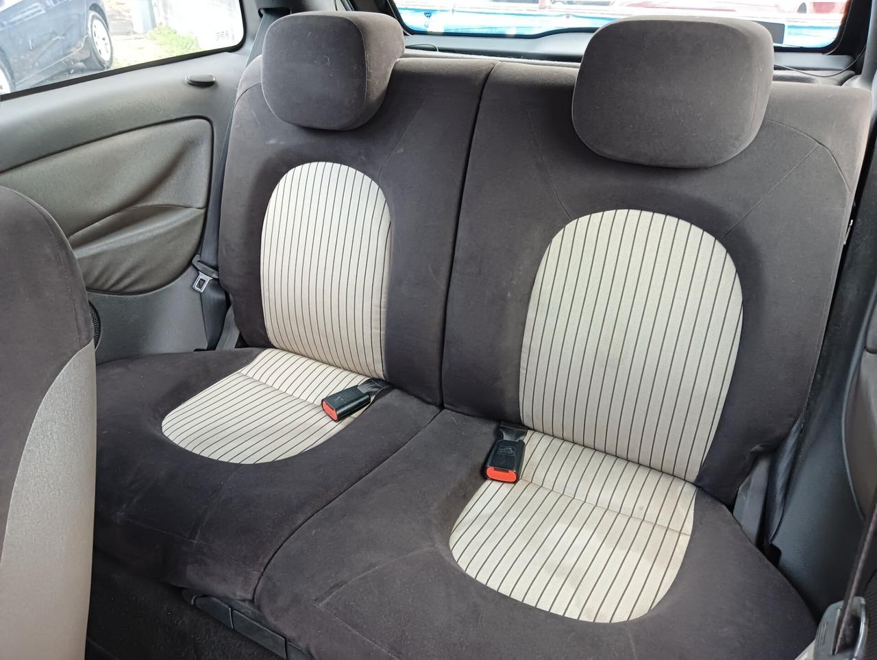 Lancia Ypsilon 1.2 Argento
