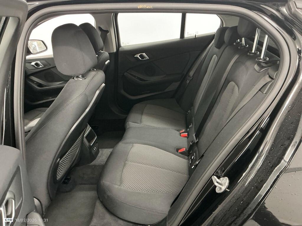 BMW 116D 115CV 6M. BUSINESS ADVANTAGE ( FARI LED - BMW DIGITAL COCKPIT - CLIMA BIZONA - PDC - NAVI - MIRROR - CRUISE )