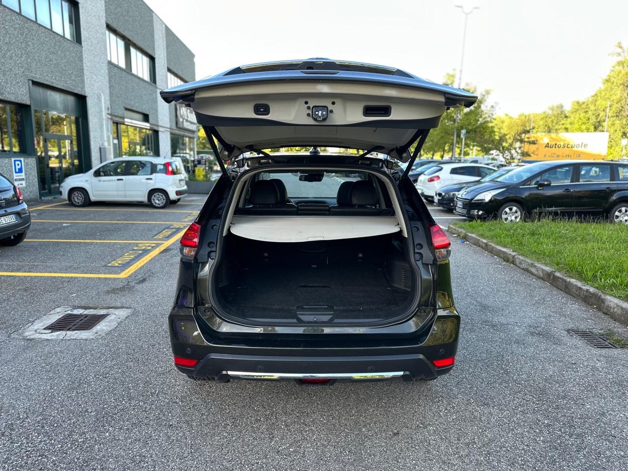 Nissan X-Trail 1.6 dCi 4WD Tekna*360*TETTO*PELLE*