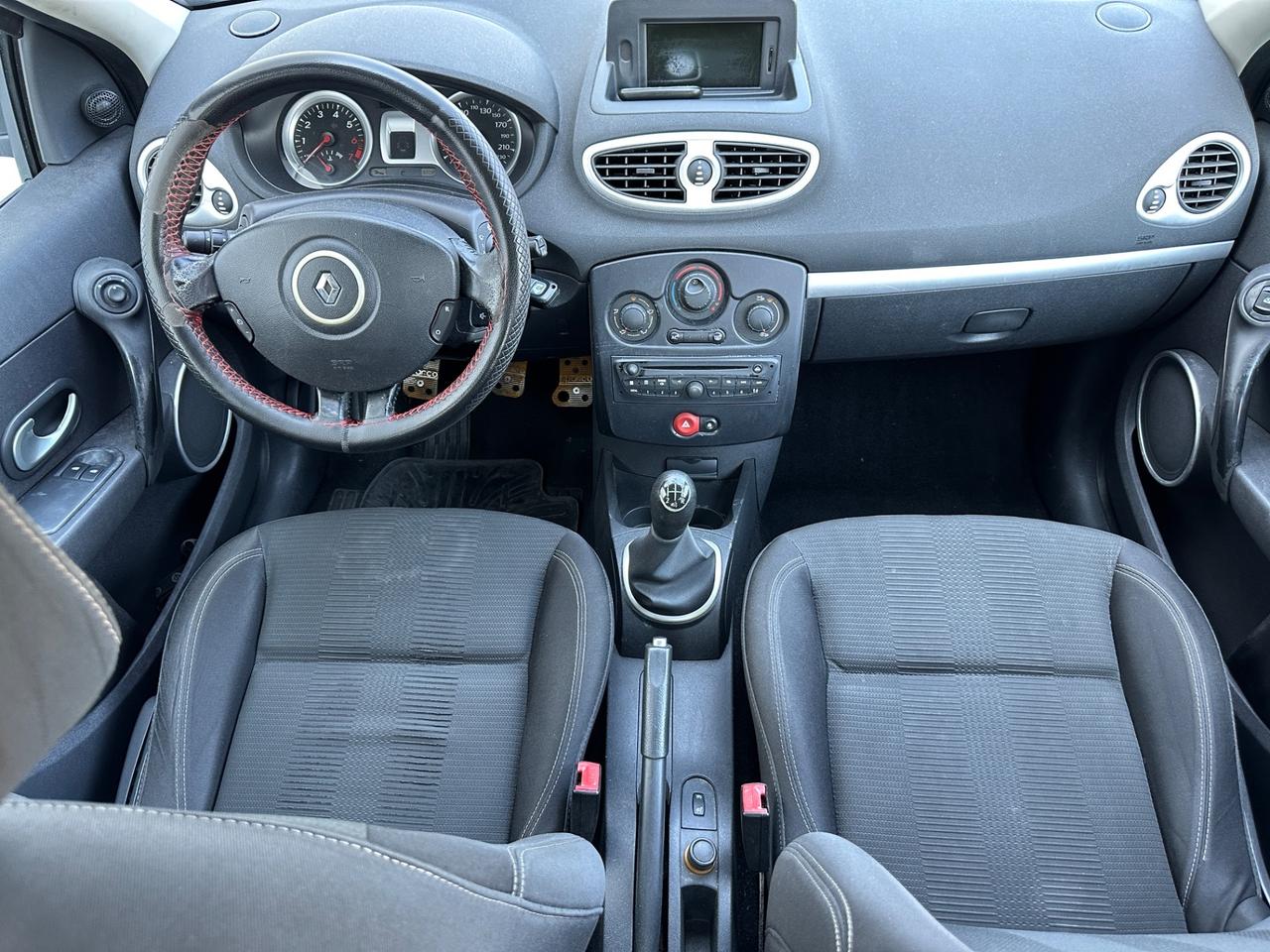 Renault Clio 1.2 16V 5 porte Luxe