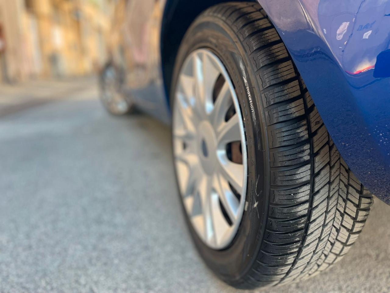 Lancia Ypsilon 1.2 69 CV 5 porte Elle
