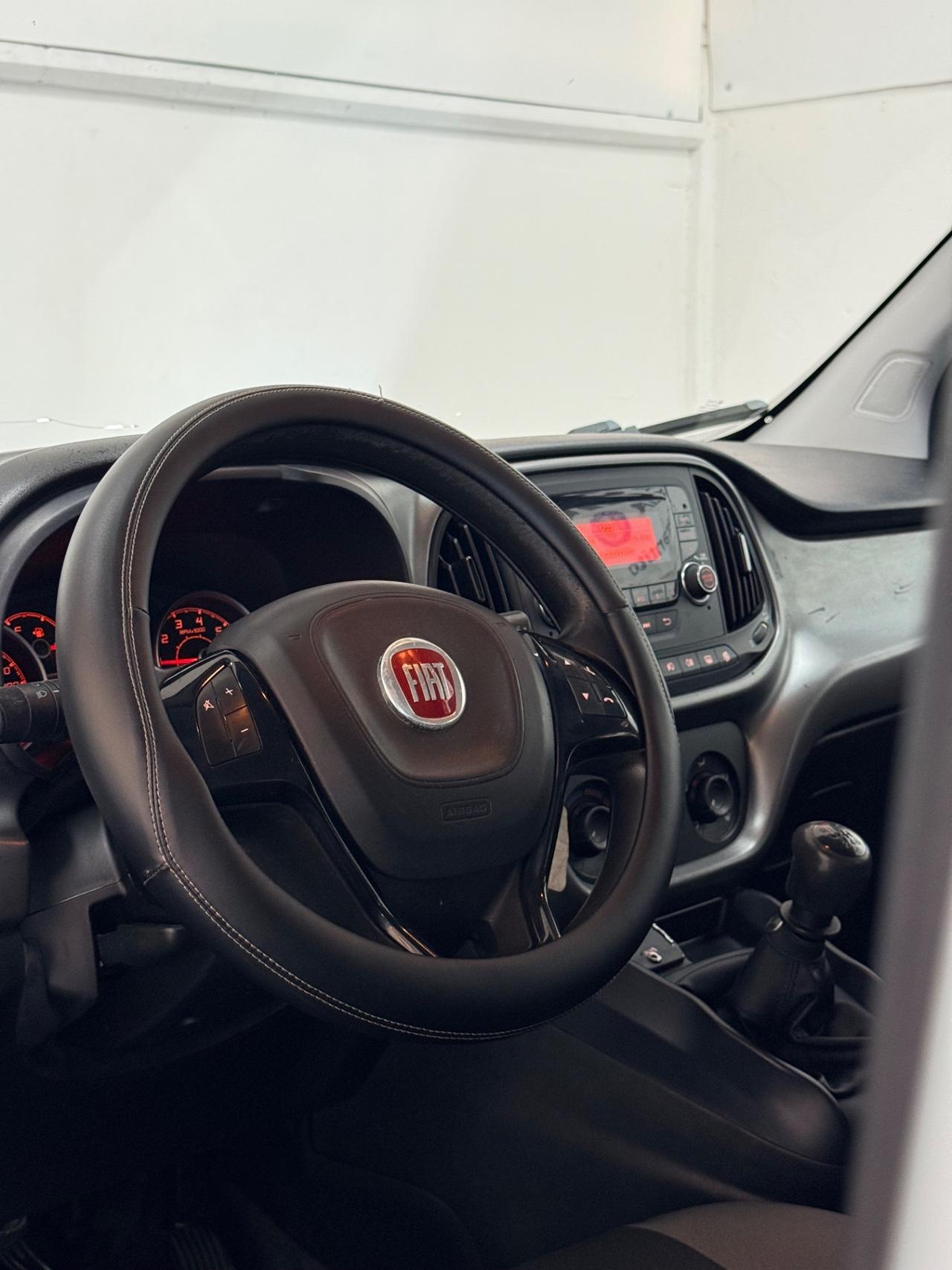 Fiat Doblo Doblò 1.6 MJT 16V 105CV Lounge Neopatentati Euro 5B