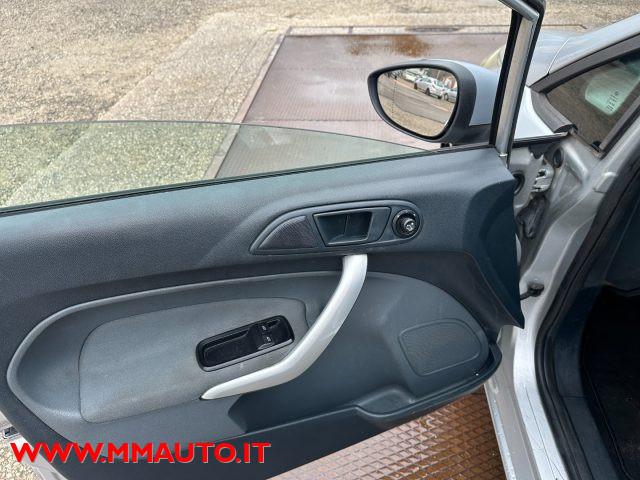 FORD Fiesta + 1.2 82CV 5 porte GPL!!!!!