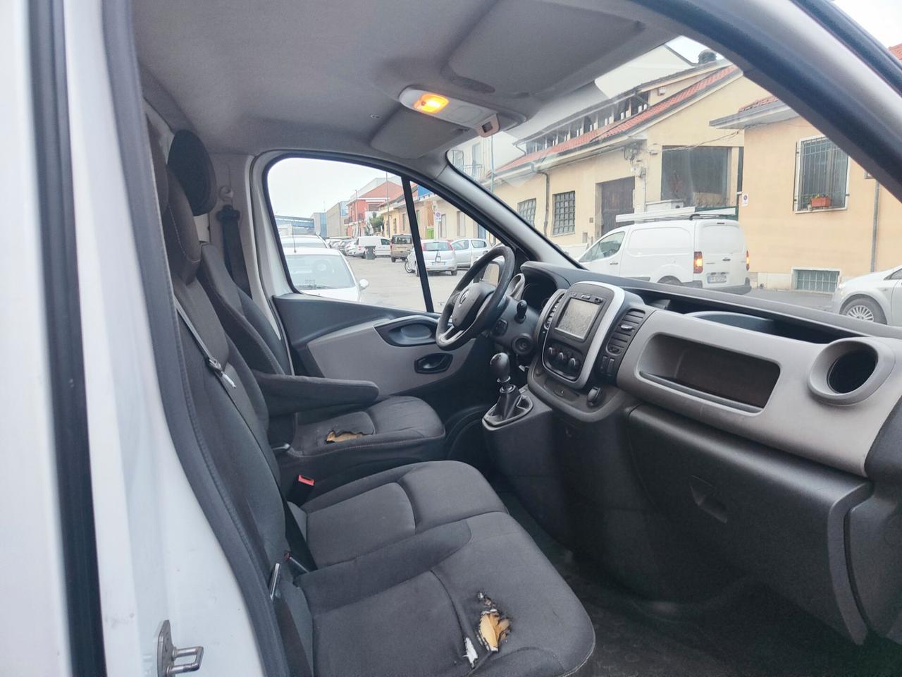 Renault Traffic passo lungo