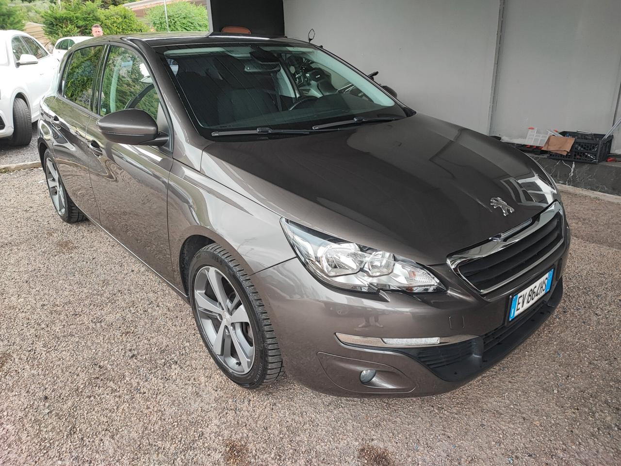 Peugeot 308 1.6 e-HDi 115 CV Stop&Start Allure