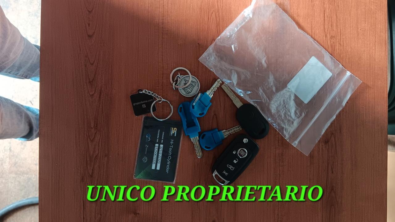 Fiat Panda Cross incidentata sinistrata mondialcars 025