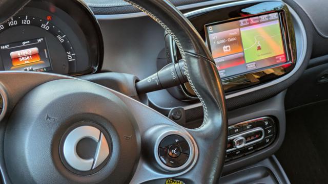 SMART ForFour BRABUS XCLUSIVE 0.9cc 109cv TELECAM TETTO PANORAMA