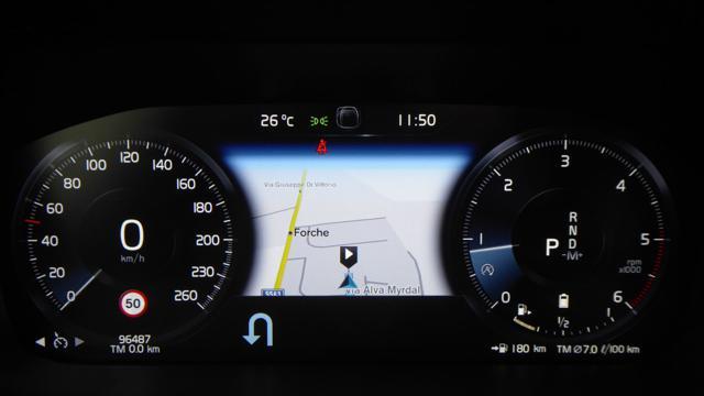 VOLVO XC60 B4 (d) AWD Geartronic Momentum