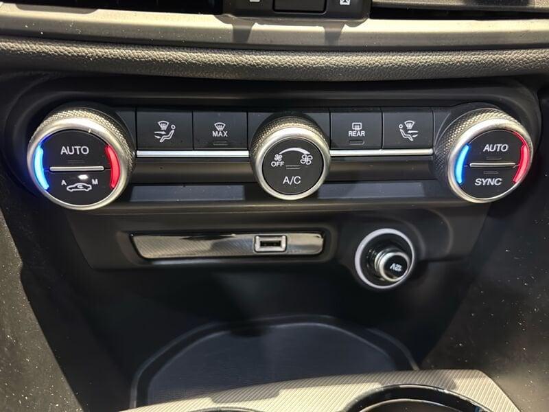 Alfa Romeo Giulia Giulia 2.0 Turbo 280 CV AT8 AWD Q4 Sprint