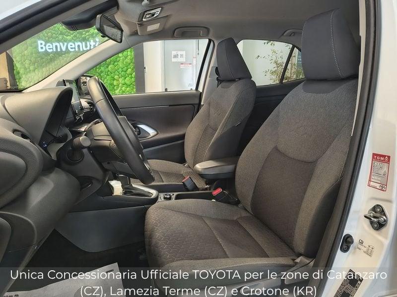 Toyota Yaris Cross 1.5 Hybrid 5p. E-CVT AWD-i Business