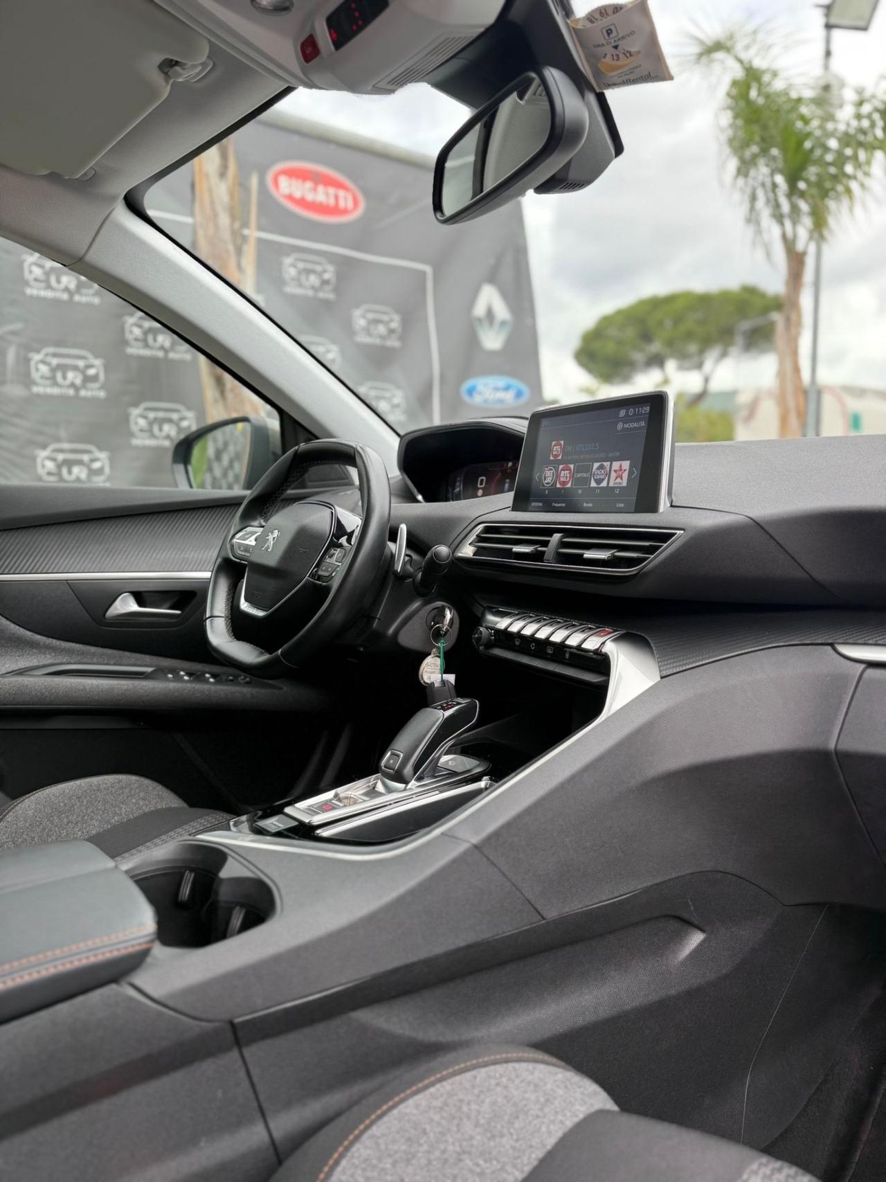 Peugeot 3008 BlueHDi 130 S&S EAT8 Business