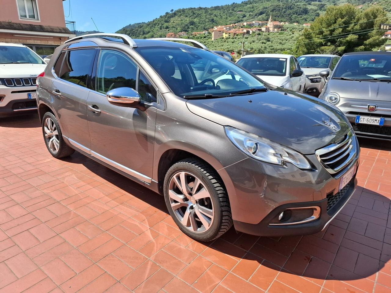 Peugeot 2008 BlueHDi 100 Allure