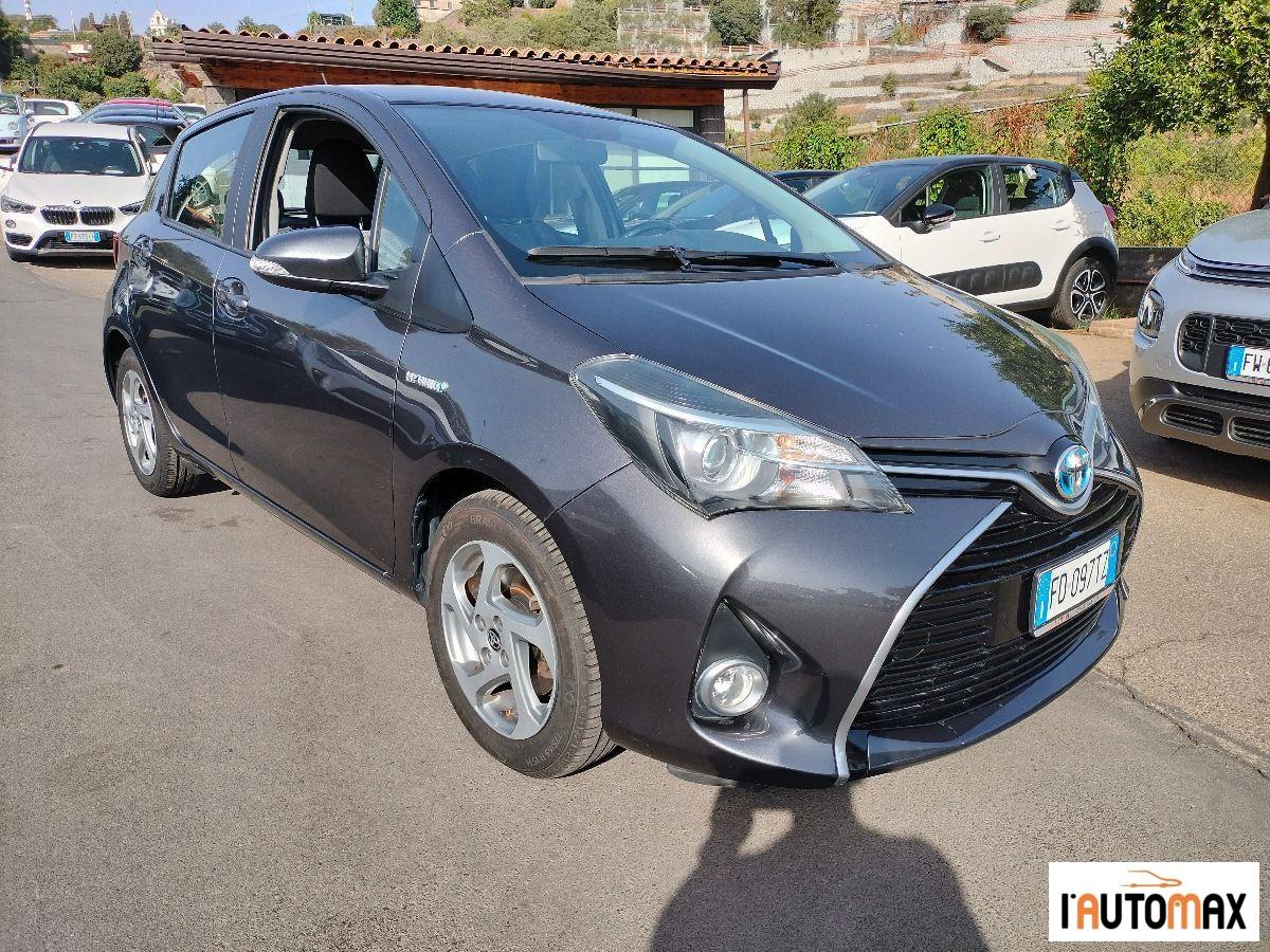 TOYOTA - Yaris 1.5 hybrid Business 5p