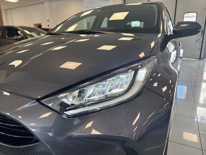 Toyota Yaris Hybrid Trend MY22