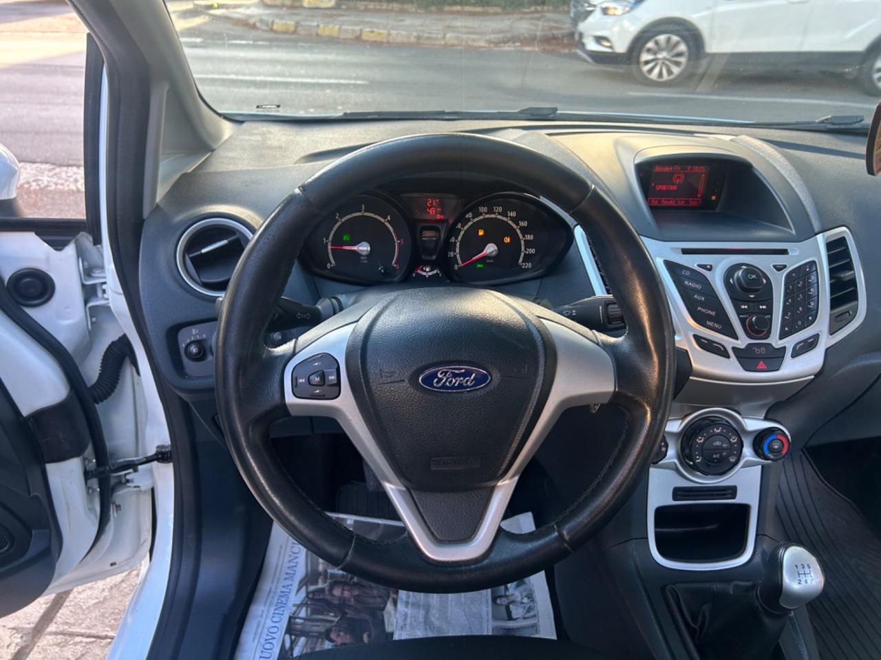 Ford Fiesta 1.4 TDCi 70CV 5 porte Titanium