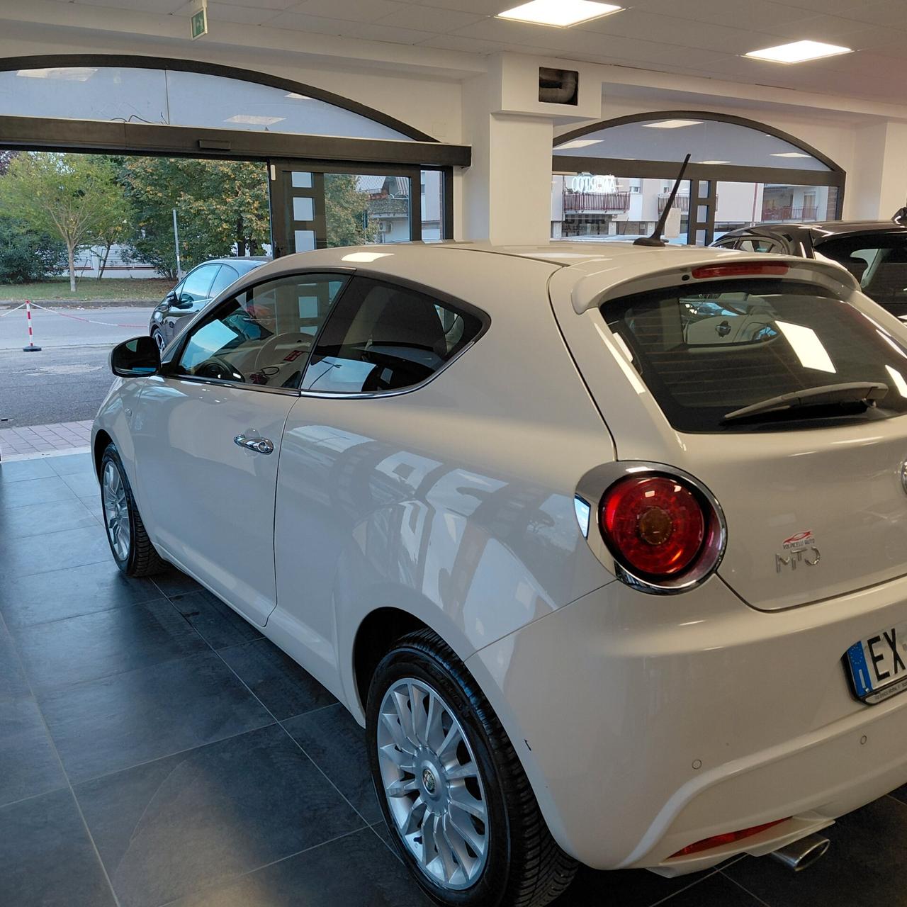 ALFA ROMEO MITO ANNO 2014 DS 1.6 ADATTA NEOPATENTATI KM 160 MILA