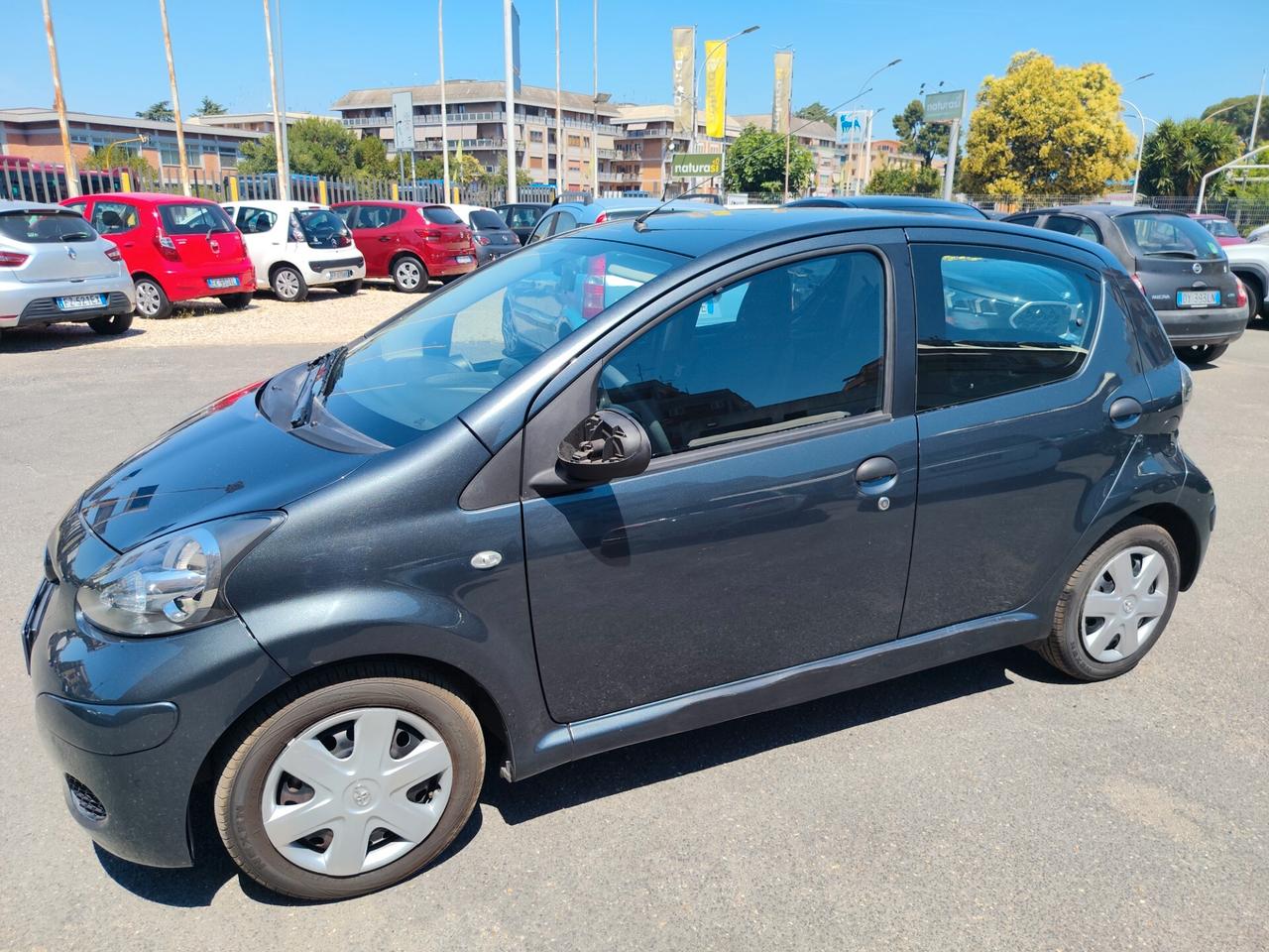Toyota Aygo 1.0 5 porte Now Connect !24.000 km!