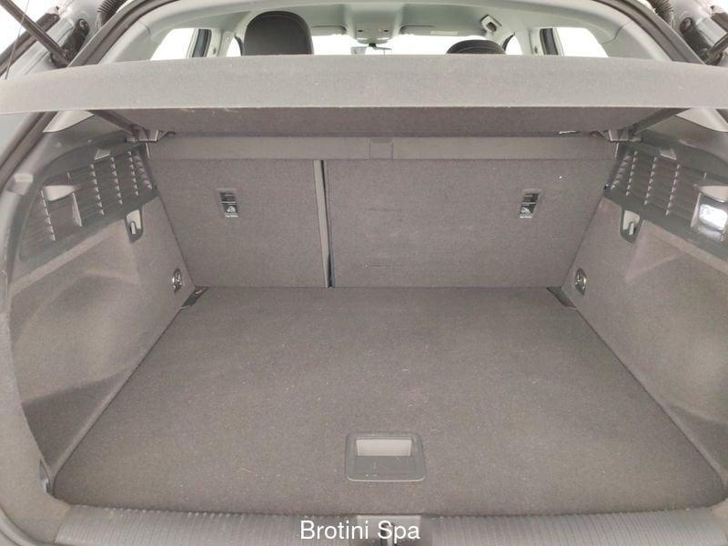 Audi Q2 2.0 35 TDI BUSINESS ADV. S TRONIC