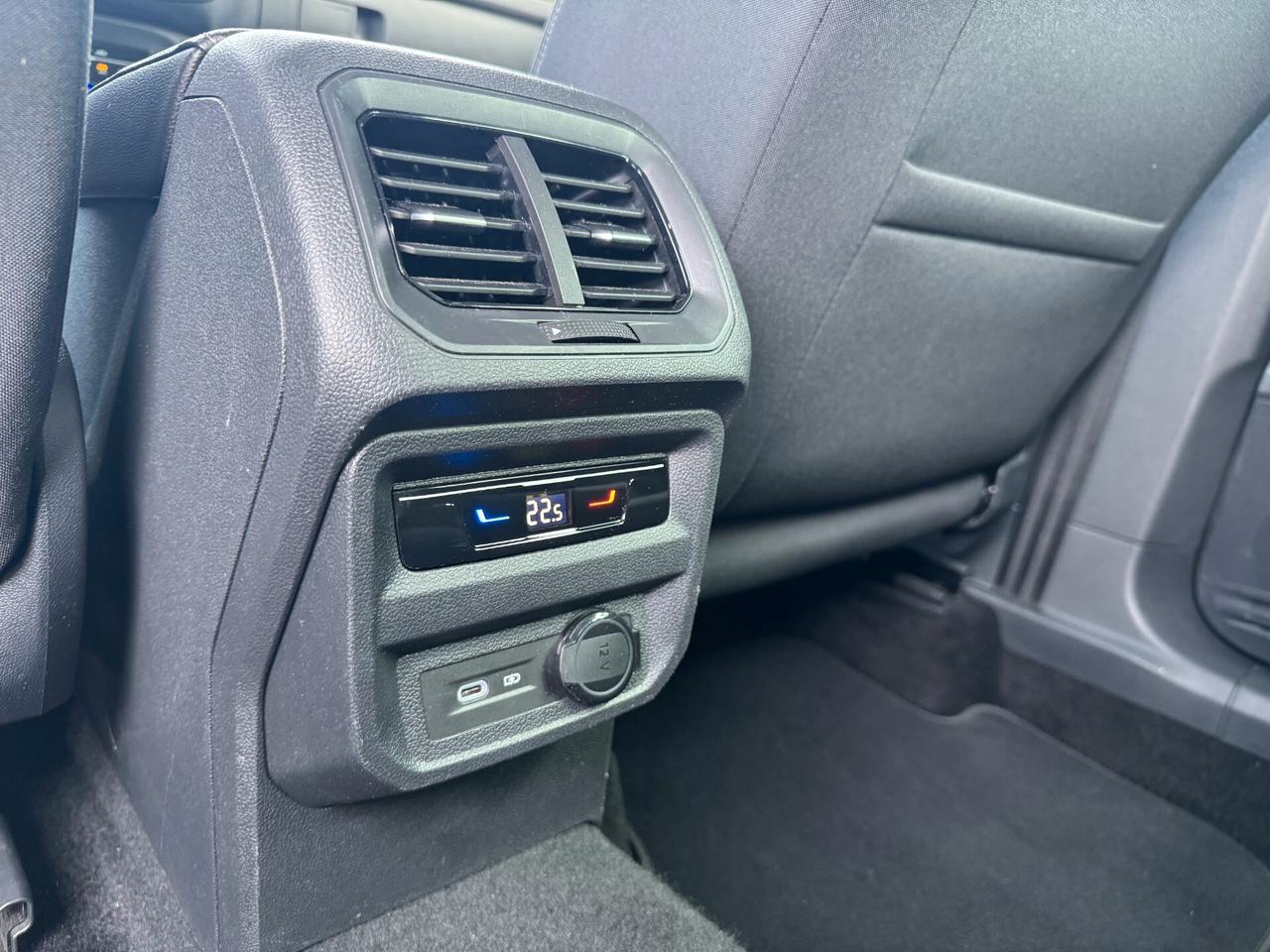 Volkswagen Tiguan 2.0 tdi Elegance 150cv DSG /NO VINCOLI/PRONTA