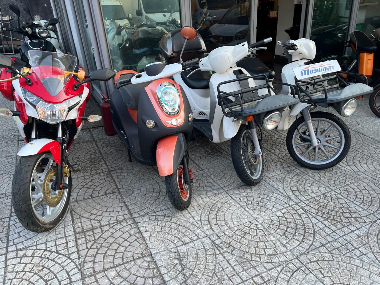 Piaggio Vespa 125 LX