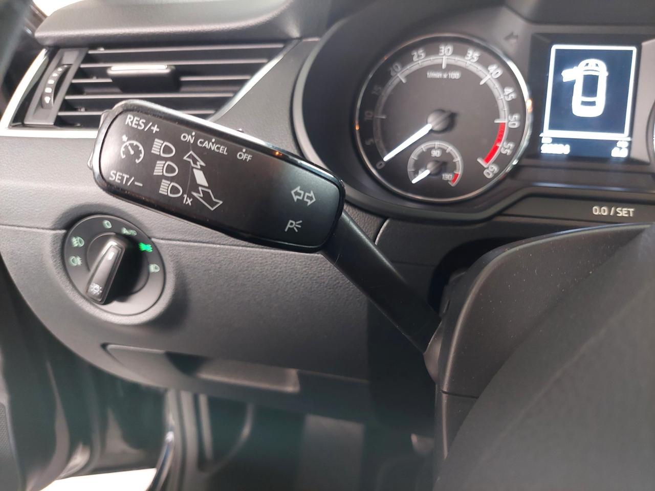 SKODA Octavia 1.6 TDI SCR 115 CV Wagon Ambition - 2019
