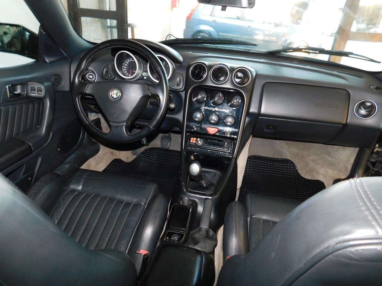 Alfa Romeo GTV Spider 2.0i 16V Twin Spark cat L