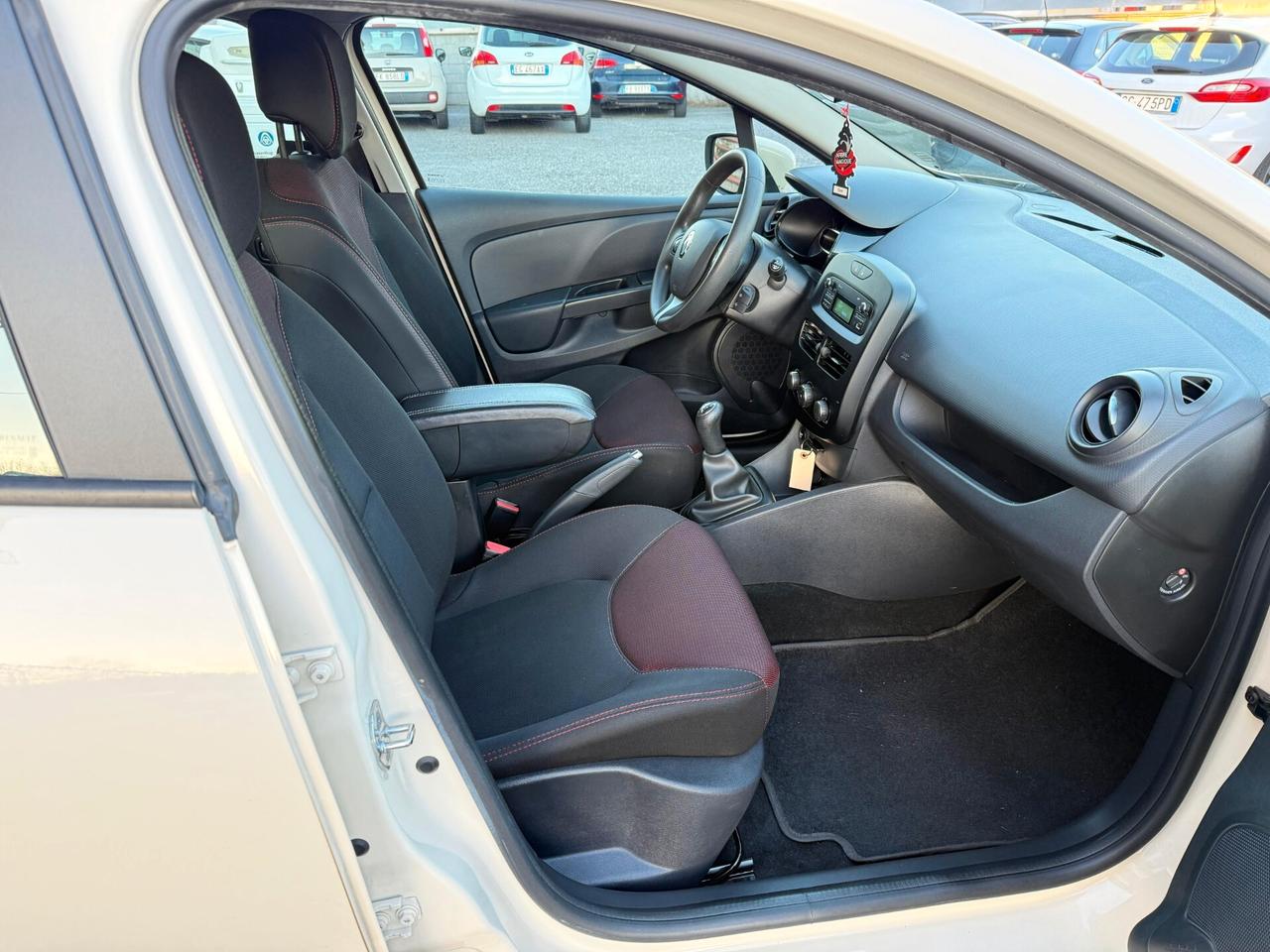 Renault Clio dCi 8V 90CV Start&Stop 5 porte Energy Intens