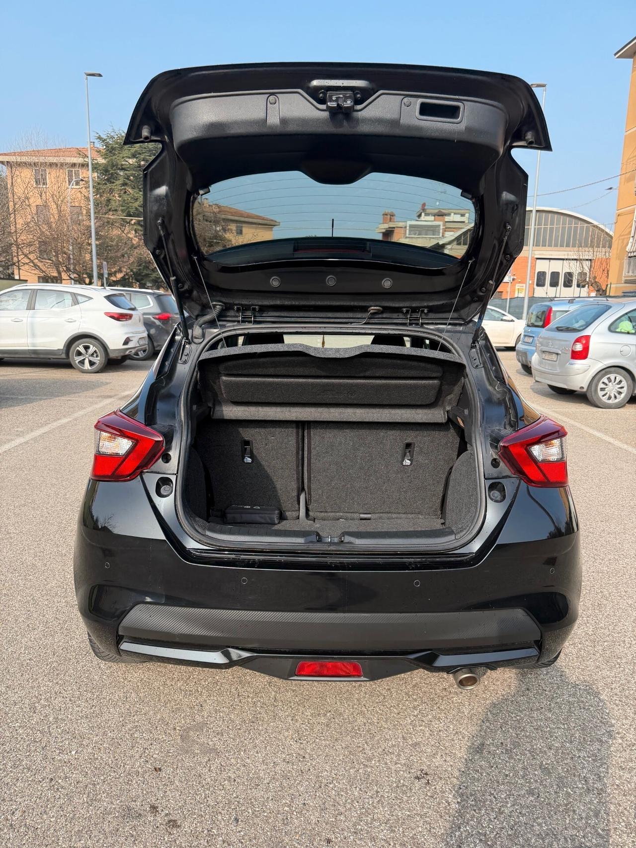 Nissan Micra 1.0 - NEOP. - NAV. - 12 MESI DI GARANZIA -