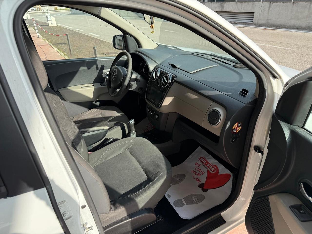 Dacia Lodgy 1.6 8V 85CV 5 posti Lauréate