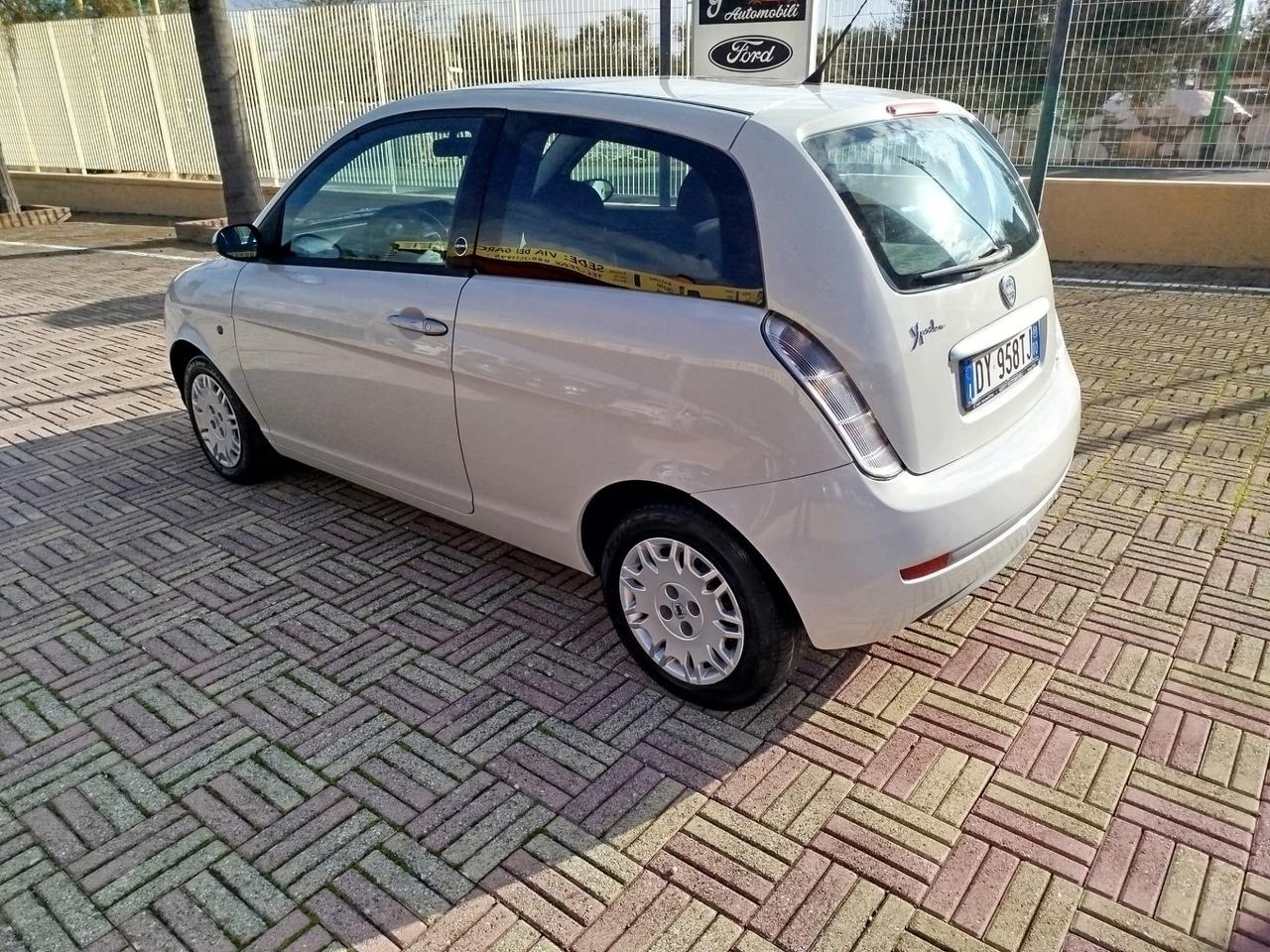 Lancia Ypsilon 1.4 Oro Ecochic GPL