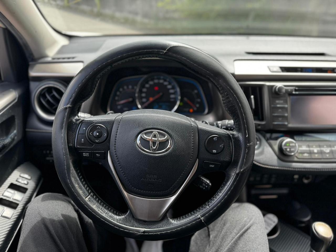 Toyota RAV 4 RAV4 2.2 D-CAT A/T 4WD Lounge