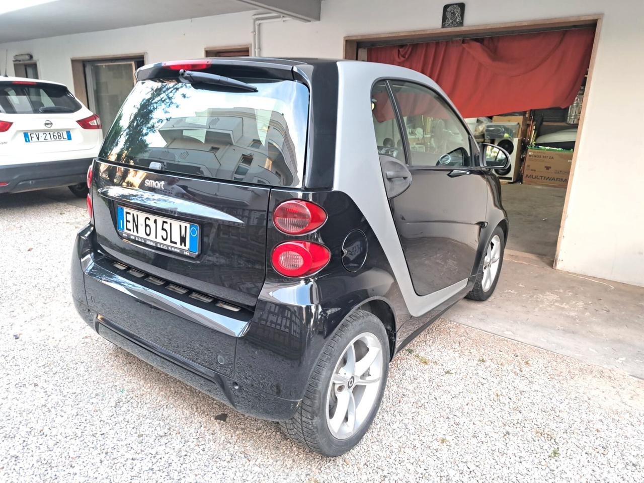 Smart ForTwo 800 40 kW coupé pure cdi