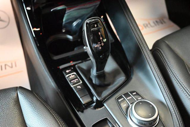 BMW X1 SDRIVE 18d SPORT BLACKLINE AUT.NAVI LED18"TEL FULL