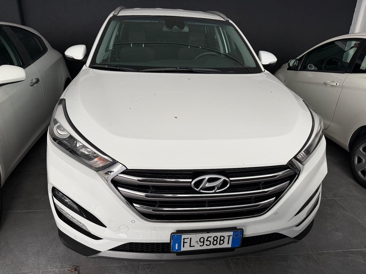 Hyundai Tucson 1.7 CRDi Comfort NAVI-TELECAMERA