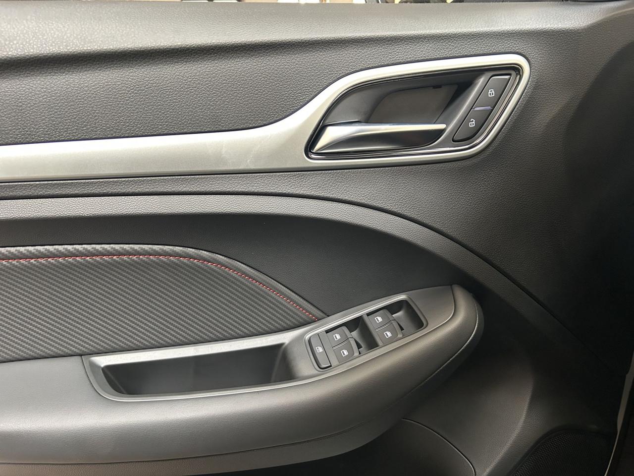 Mg ZS 1.5 Classic Luxury
