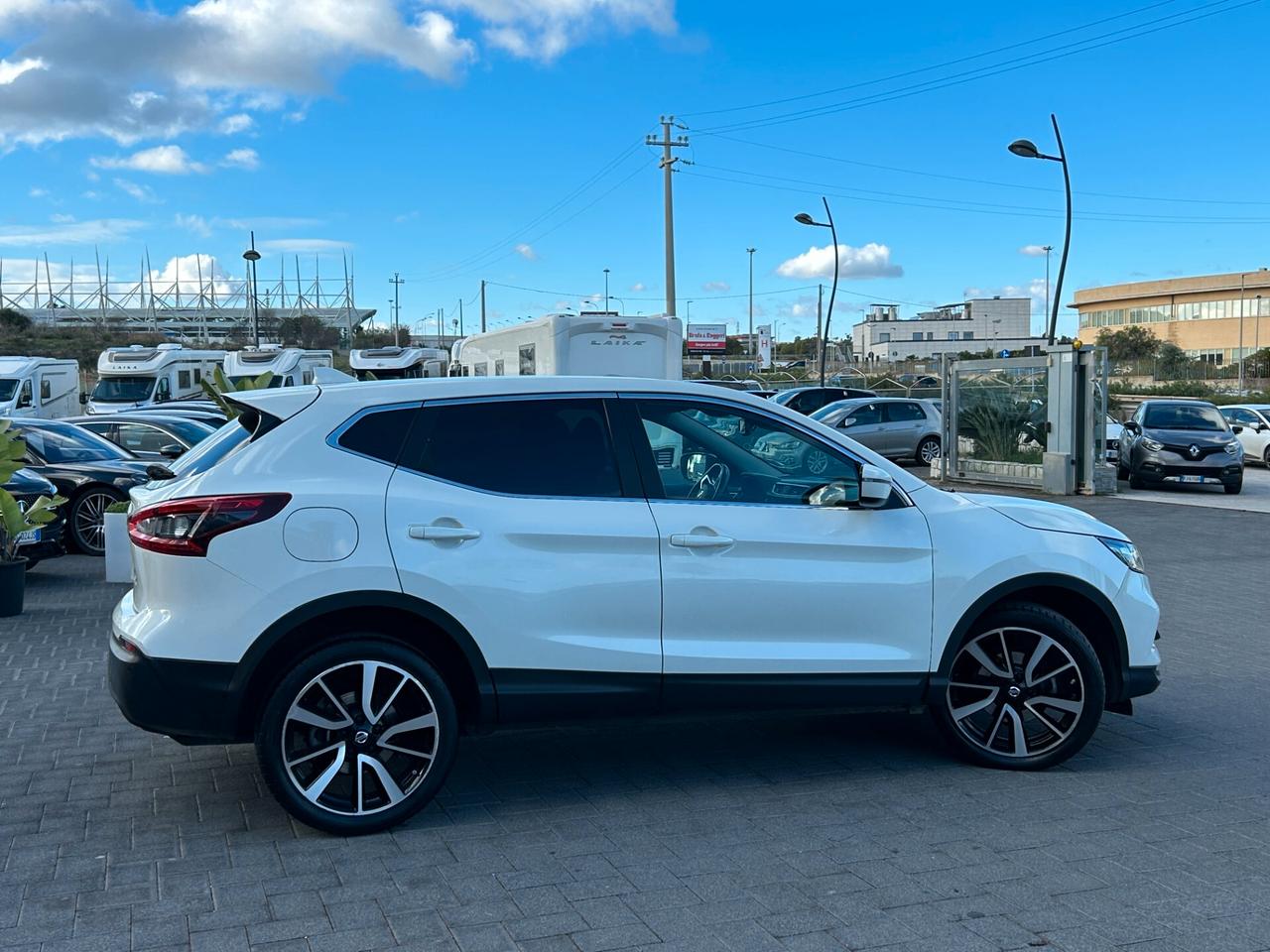 Nissan Qashqai 1.5 dci Tekna 115cv Autocarro