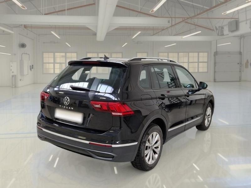VOLKSWAGEN TIGUAN 2.0 TDI SCR 110KW LIFE DSG 5 PORTE SUV