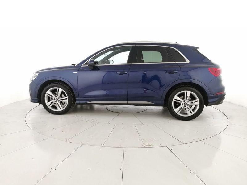 Audi Q3 35 2.0 tdi S line edition s-tronic