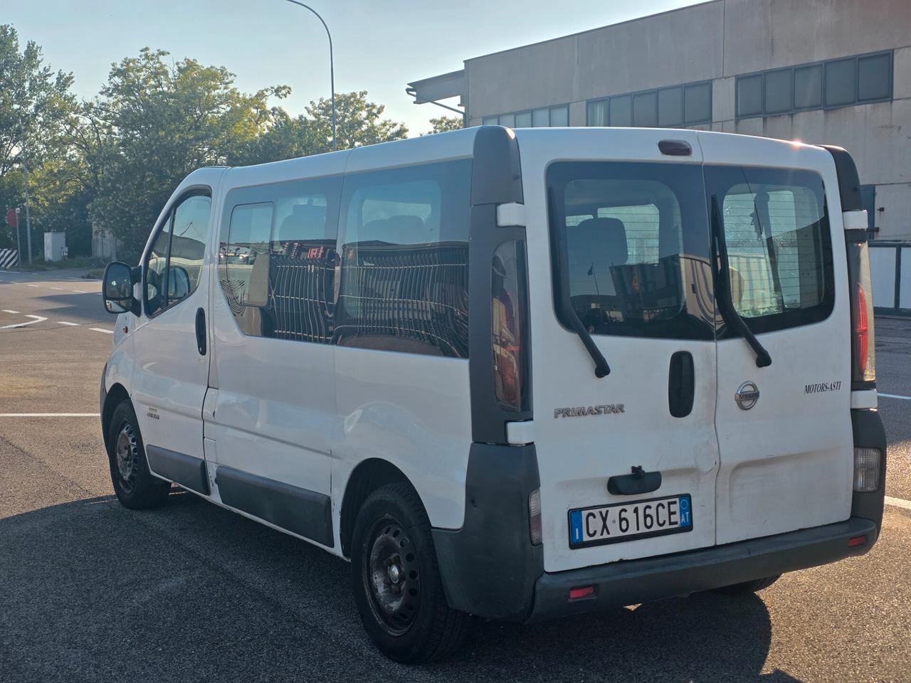 Nissan Primastar 9 posti