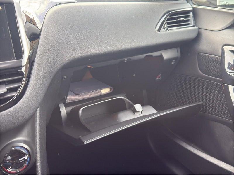 Peugeot 208 208 5p 1.2 PTech 82cv Active