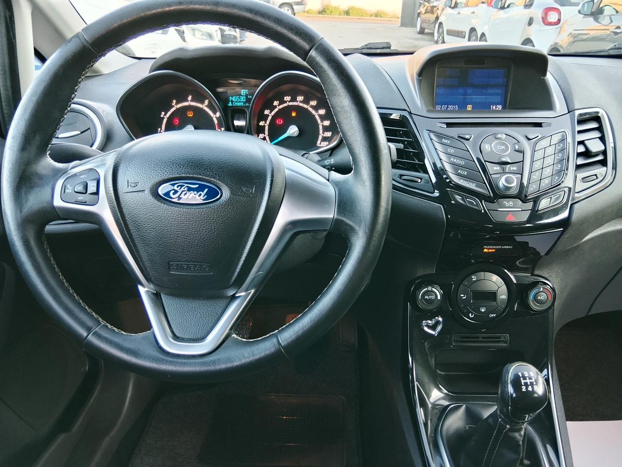 Ford Fiesta GPL CASA MADRE - Titanium