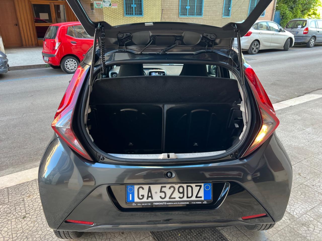 TOYOTA AYGO 1000 BENZINA 5 PORTE 2020