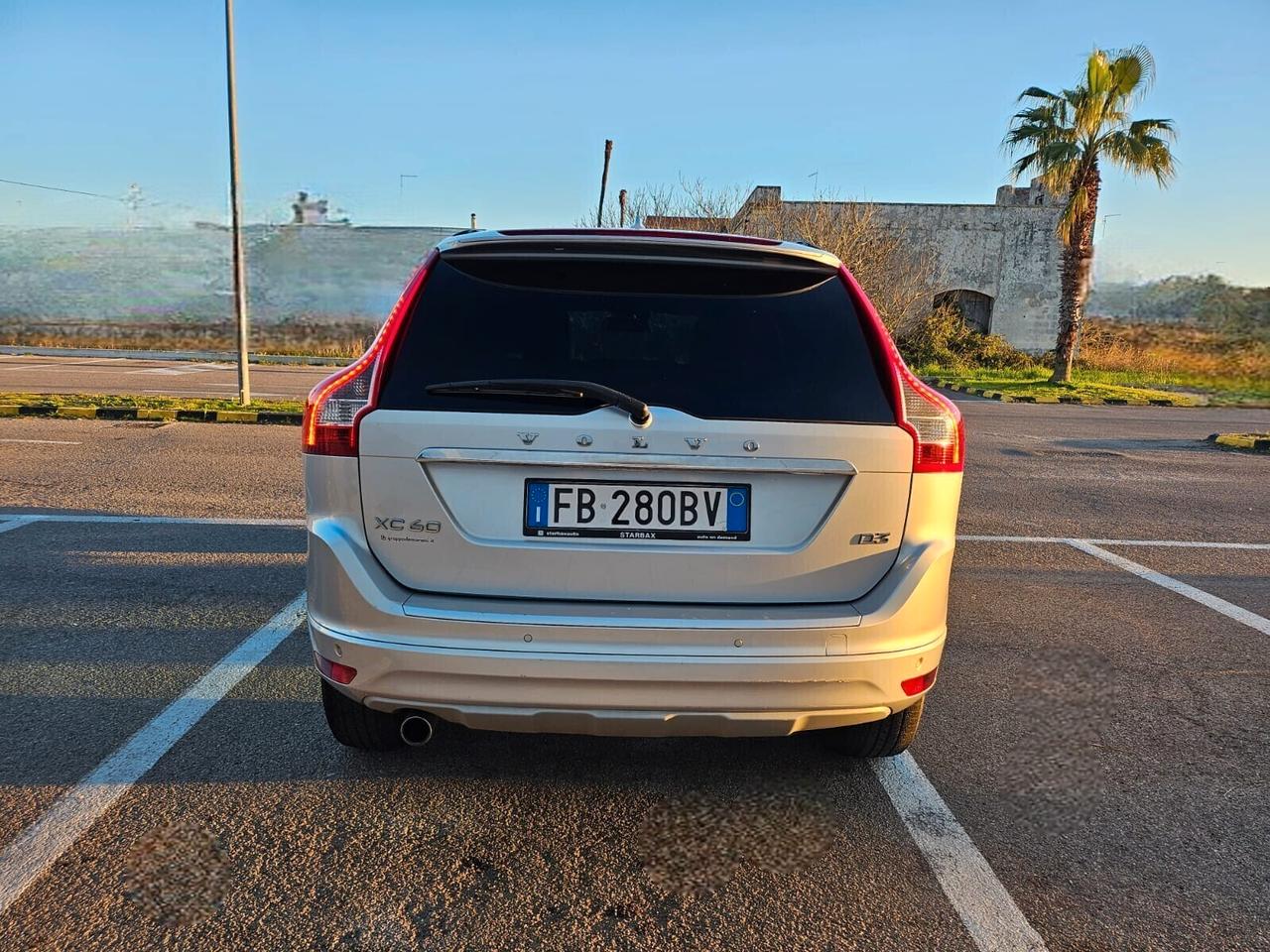 Volvo XC 60 D3 Geartronic Momentum navi AUTOCARRO