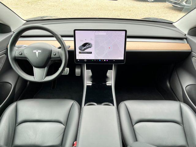 TESLA Model 3 Long Range AWD Performance