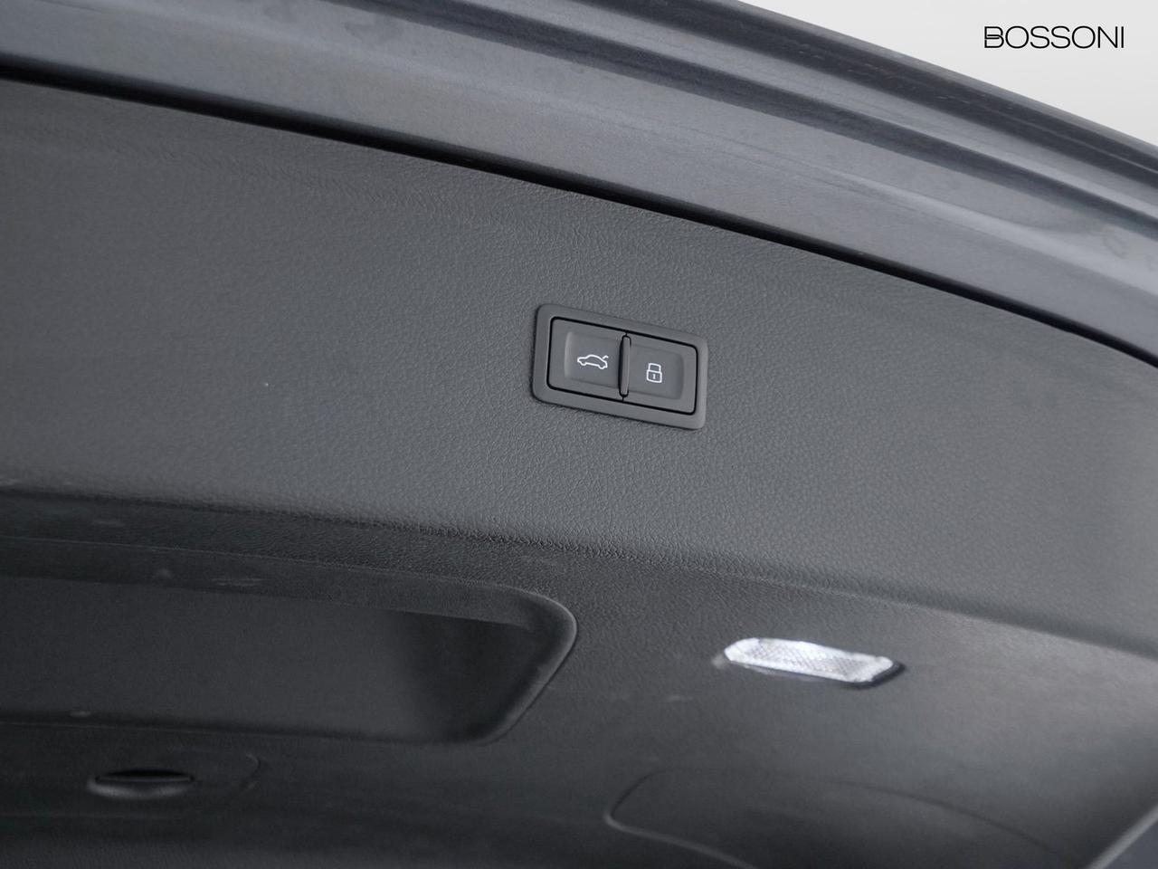 Audi Q5 40 2.0 tdi mhev 12v s line quattro s tronic