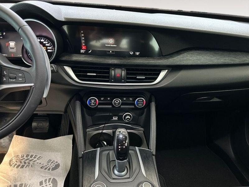 Alfa Romeo Stelvio 2.2 Turbodiesel 160 CV AT8 RWD Business
