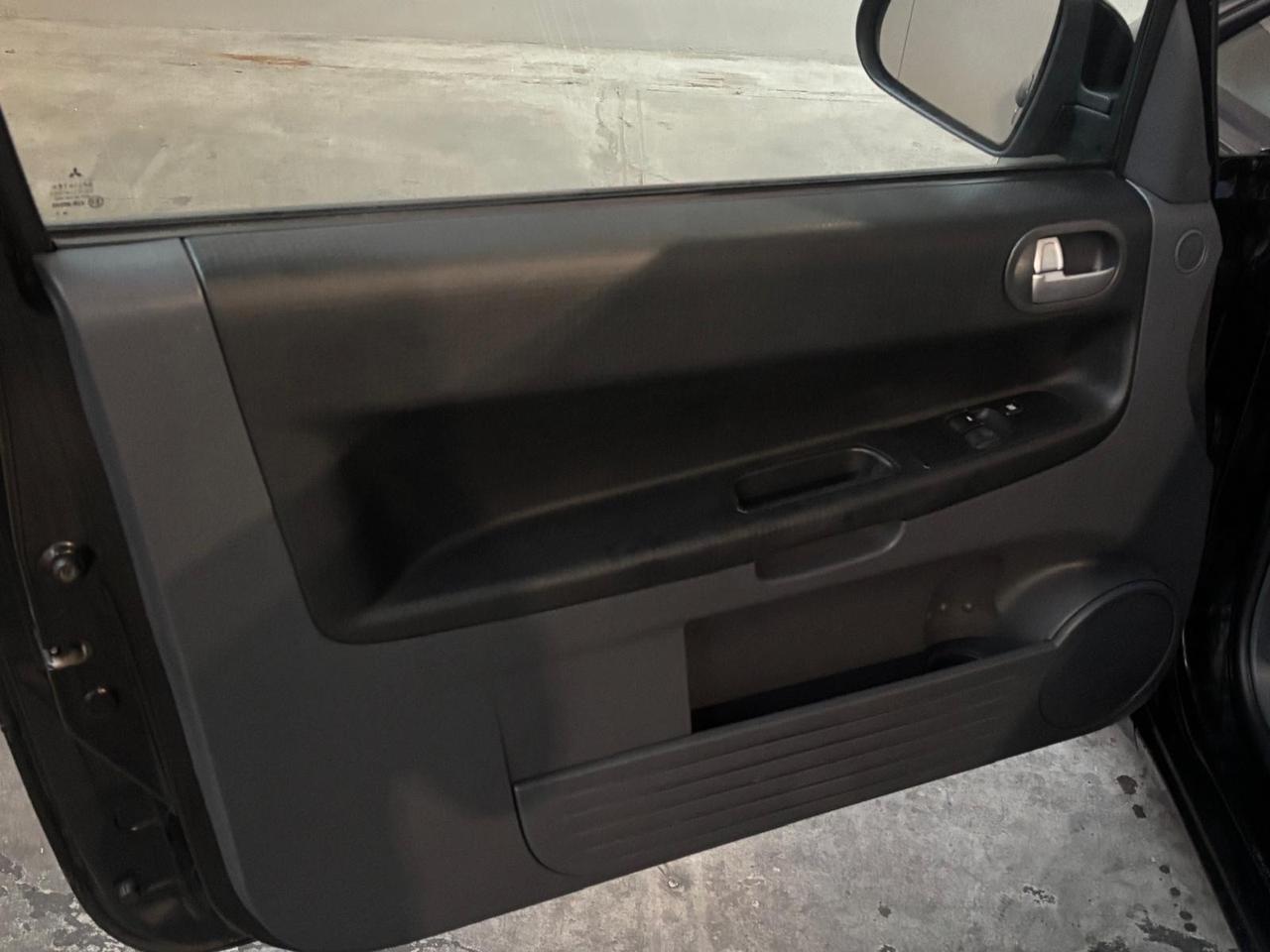Mitsubishi Colt 1.1 12V 3p. CZ3 Sportychrome