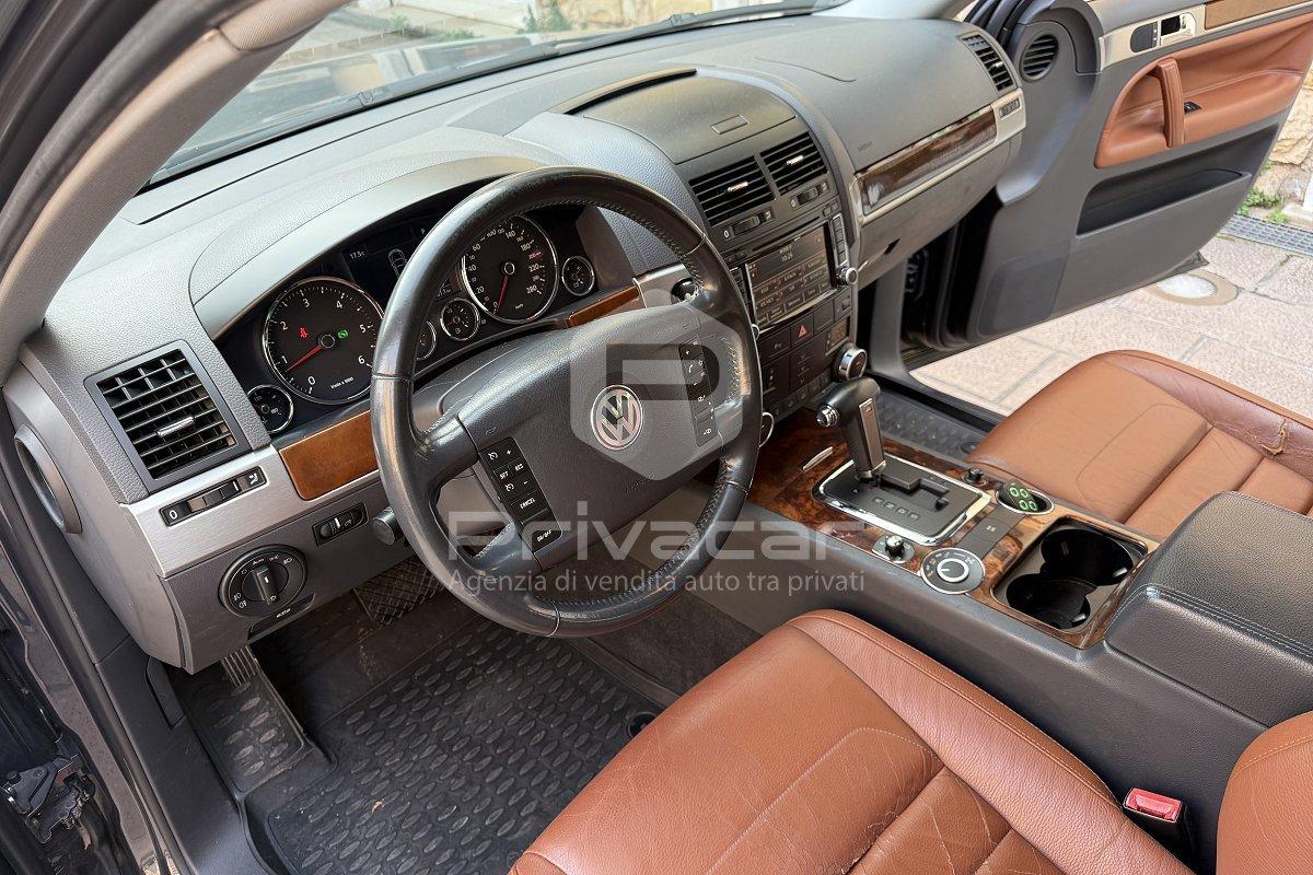 VOLKSWAGEN Touareg 3.0/240CV V6 TDI DPF tip. Executive